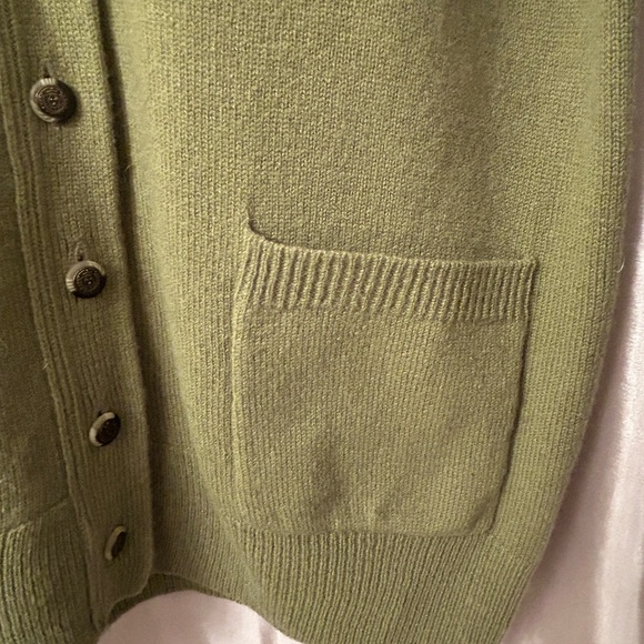 NWOT Lambswool Cardigan Women's - Picture 6 of 9